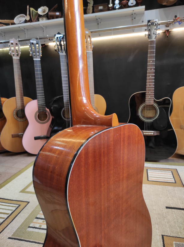 گیتار کلاسیک Gibson Guaranteed