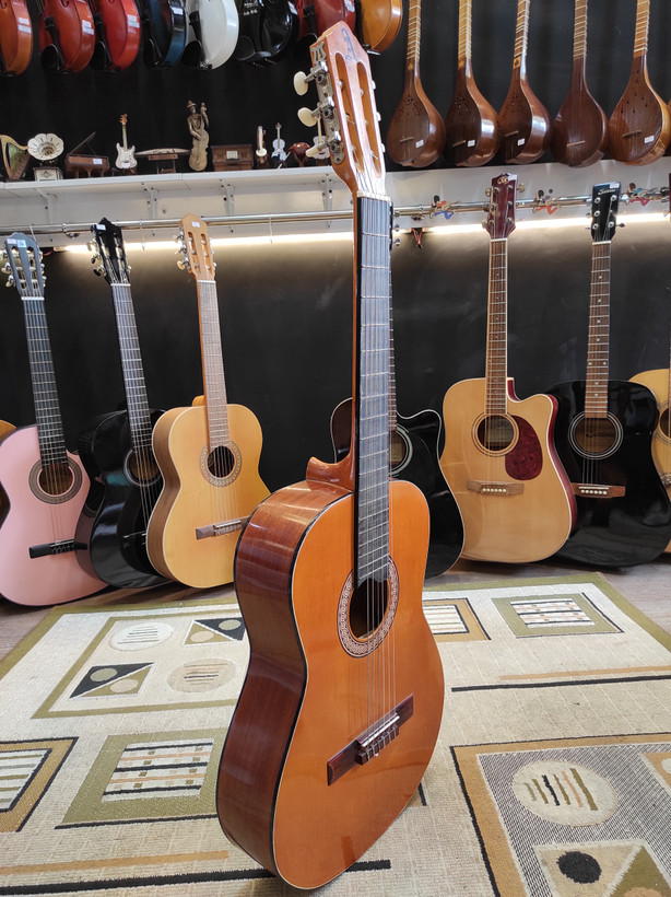 گیتار کلاسیک Gibson Guaranteed